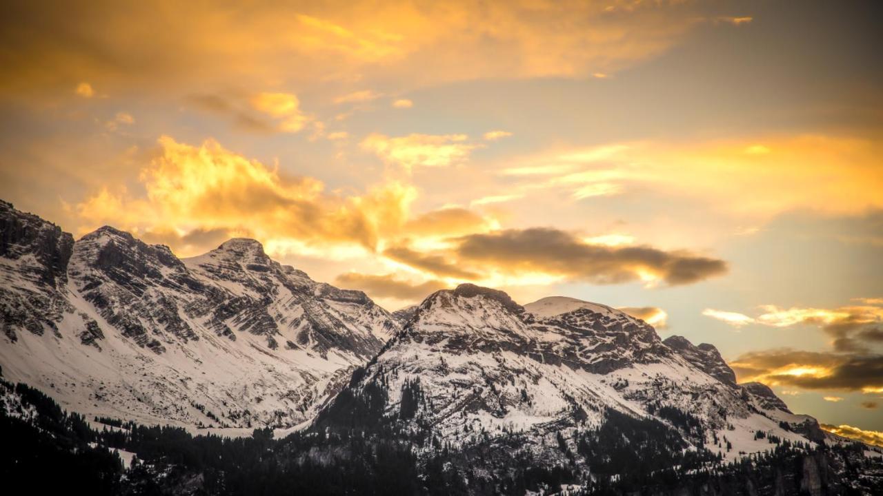 Gasthaus Brunig Kulm Hotell Brunig Pass Exteriör bild